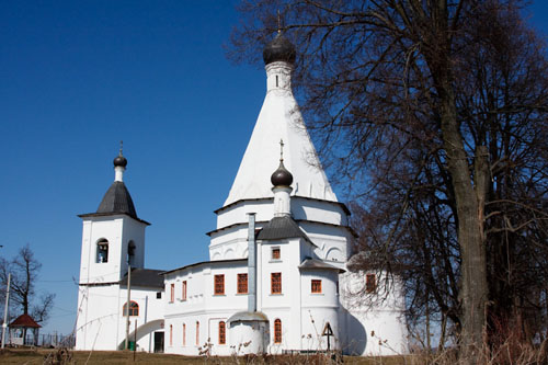 Шатровый храм в Городне