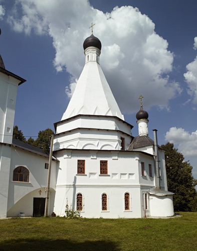 Шатровый храм в Городне